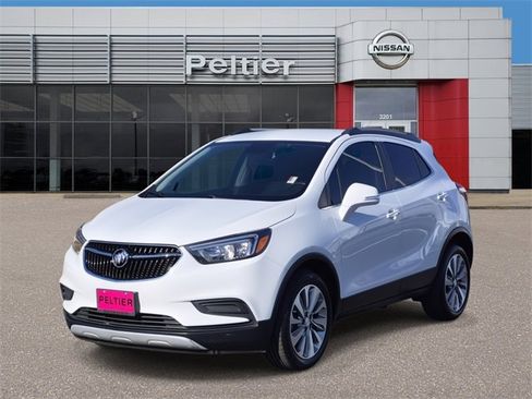 Used 2018 Buick Encore Preferred image 3