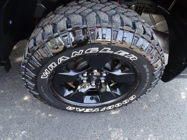 Used 2025 RAM 1500 Warlock AWD/4WD image 27