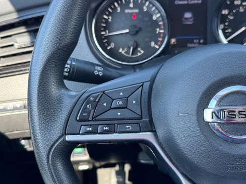 Used 2020 Nissan Rogue Sport S w/ Appearance Package FWD image 22