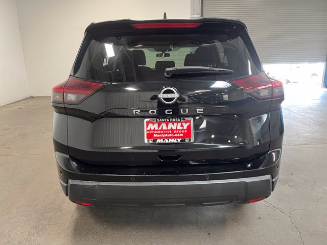 Used 2024 Nissan Rogue S FWD image 4