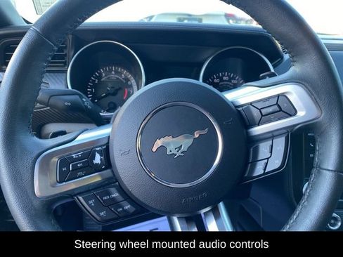 Used 2019 Ford Mustang Coupe RWD image 8