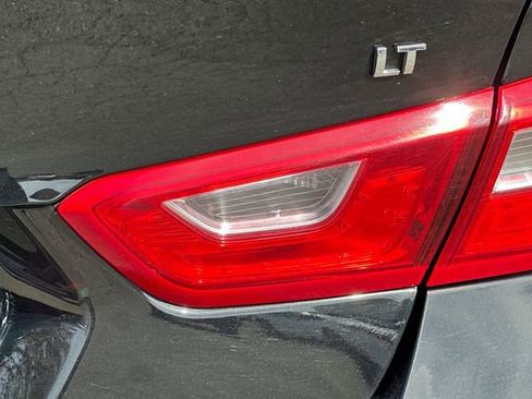 Used 2025 Chevrolet Malibu LT image 31