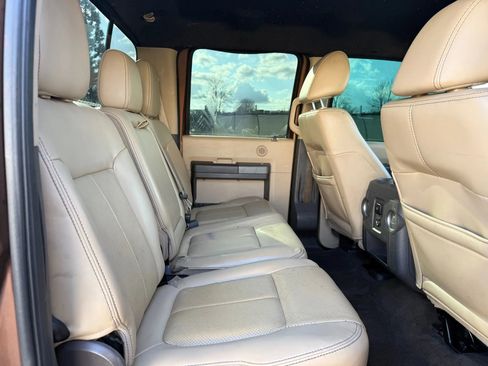 Used 2011 Ford F250 Lariat w/ Lariat Interior Pkg image 21