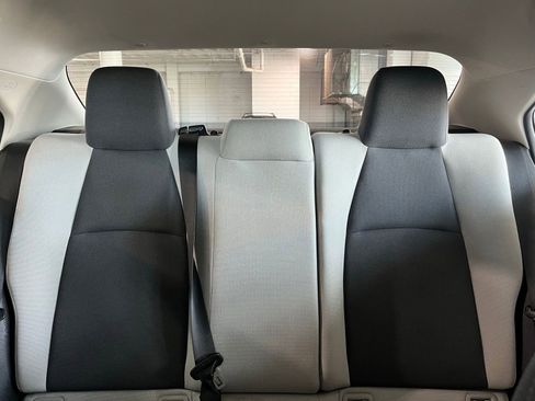 Used 2020 Toyota Corolla L FWD image 18