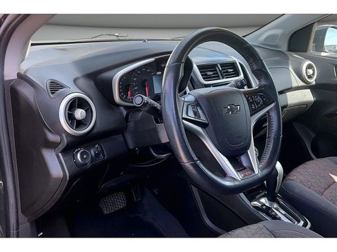 Used 2018 Chevrolet Sonic LT w/ True North Edition FWD image 16