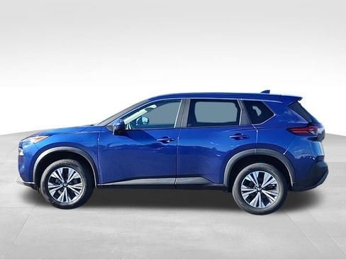 Used 2023 Nissan Rogue SV image 10