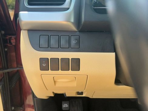 Used 2015 Toyota Highlander XLE AWD/4WD image 13