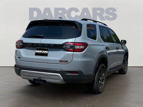 Used 2024 Honda Pilot TrailSport image 7