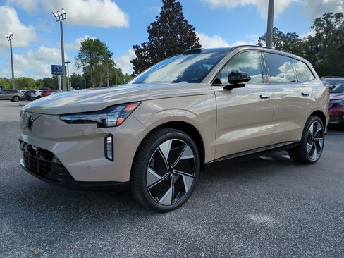 New 2025 Volvo EX90 Ultra image 8