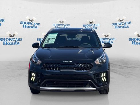 Used 2022 Kia Niro LX image 6