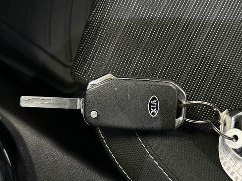 Used 2019 Kia Forte S w/ S Premium Package image 29