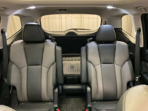 Used 2023 Subaru Ascent Onyx Edition Limited AWD/4WD image 32