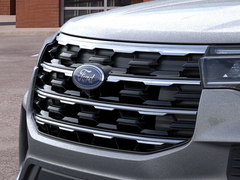 New 2026 Ford Explorer Active RWD image 17
