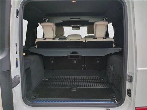 Used 2025 Mercedes-Benz G 550 image 6