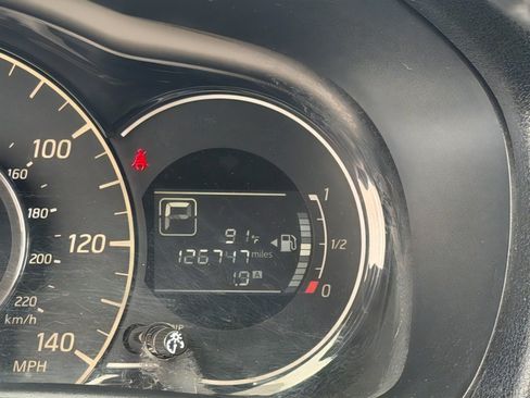 Used 2015 Nissan Versa Note SV FWD image 21