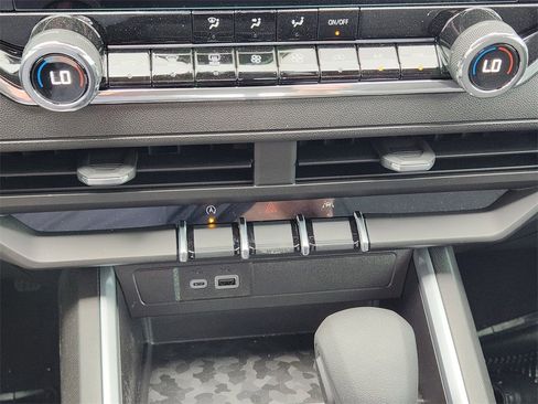 New 2025 Chevrolet Colorado Trail Boss image 14