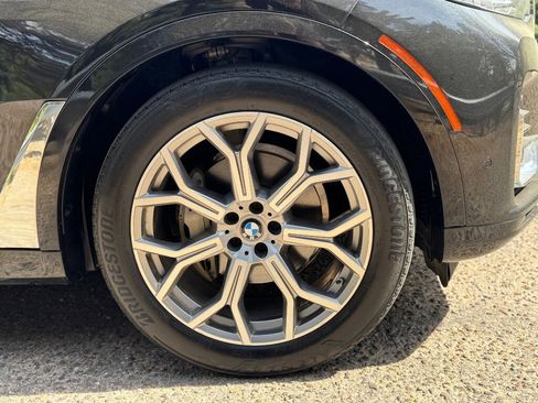 Used 2019 BMW X7 xDrive40i w/ Parking Assistance Package image 4