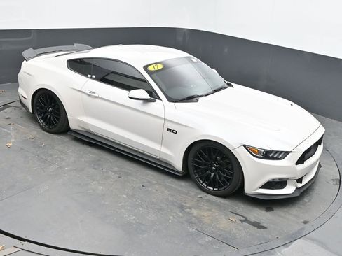 Used 2017 Ford Mustang GT Premium w/ GT Performance Package image 27