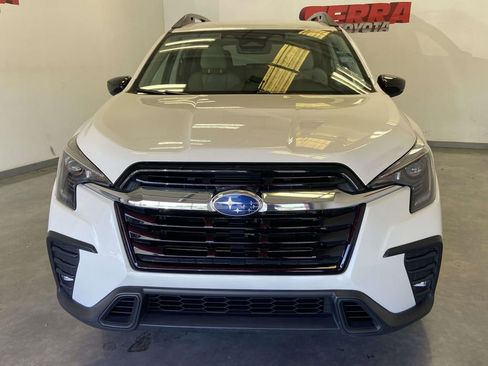 Used 2024 Subaru Ascent Limited AWD/4WD image 8