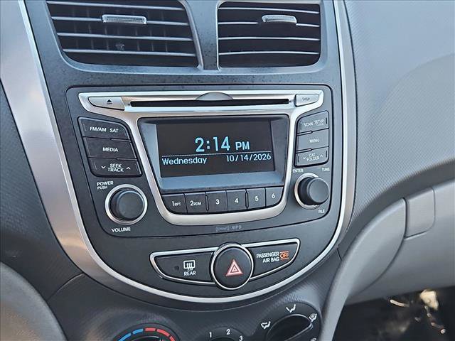 Used 2016 Hyundai Accent SE FWD image 17