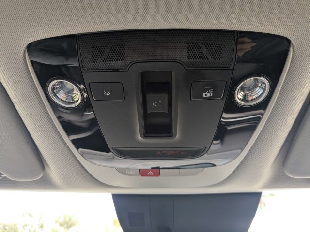 Used 2025 Kia Sportage SX AWD/4WD image 23
