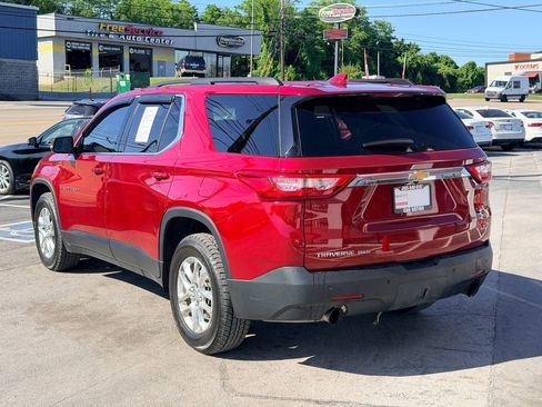 Used 2019 Chevrolet Traverse LT w/ LPO, Floor Liner Package AWD/4WD image 4