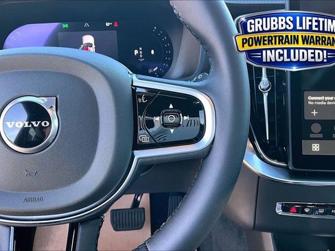 New 2026 Volvo XC90 B6 Core AWD/4WD image 16