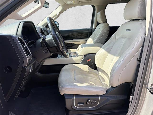 Used 2019 Ford Expedition Platinum AWD/4WD image 10
