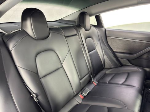 Used 2021 Tesla Model 3 Long Range image 38
