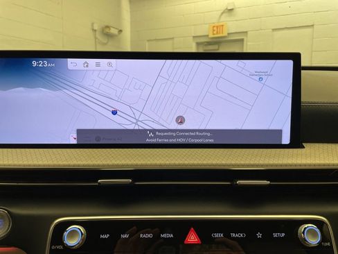 Used 2025 Genesis GV80 3.5T Prestige image 17