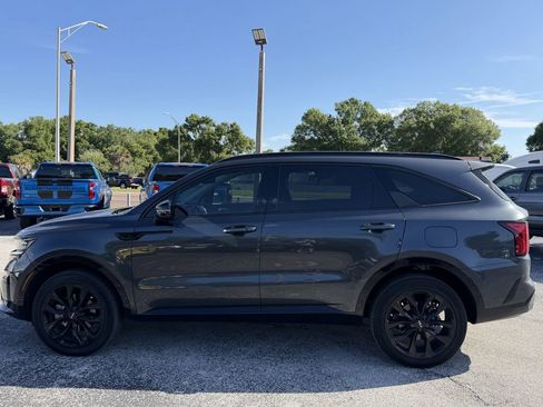 Certified 2023 Kia Sorento SX AWD/4WD image 8