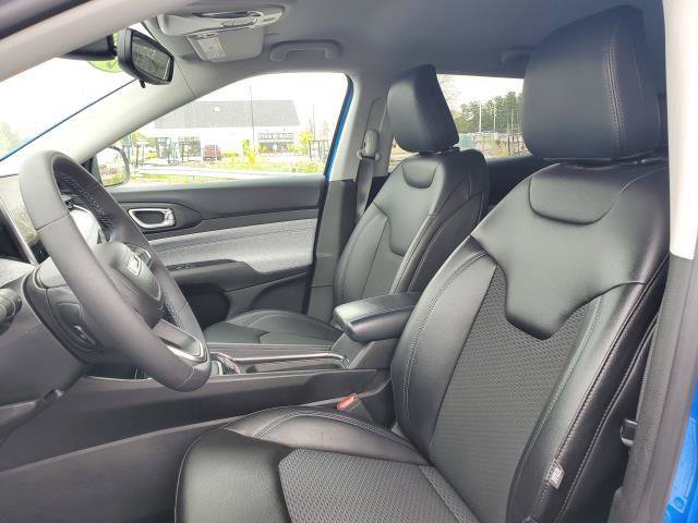 Certified 2022 Jeep Compass Latitude AWD/4WD image 5