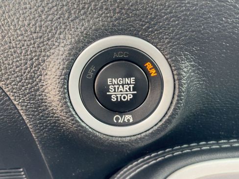 Used 2022 Dodge Challenger GT image 21