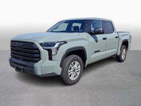 Used 2025 Toyota Tundra SR5 AWD/4WD image 1
