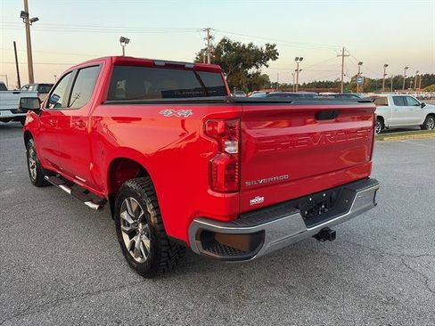 Certified 2022 Chevrolet Silverado 1500 LT image 5