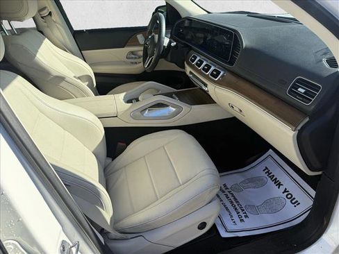 Used 2022 Mercedes-Benz GLS 450 4MATIC image 16