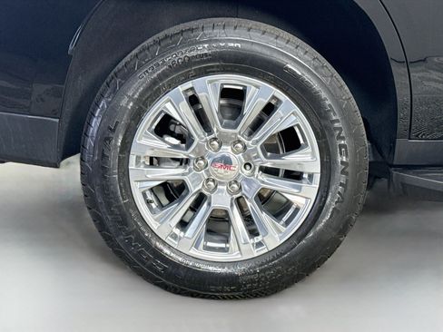 Used 2026 GMC Yukon Denali AWD/4WD image 33