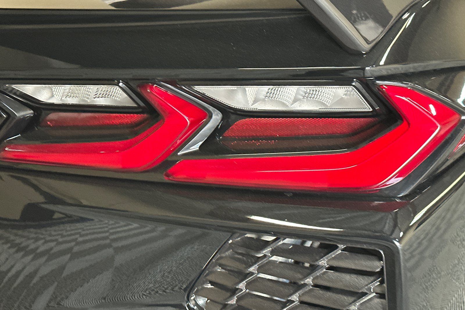 Used 2022 Chevrolet Corvette Stingray Premium Cpe w/ Z51 Performance Package RWD image 49