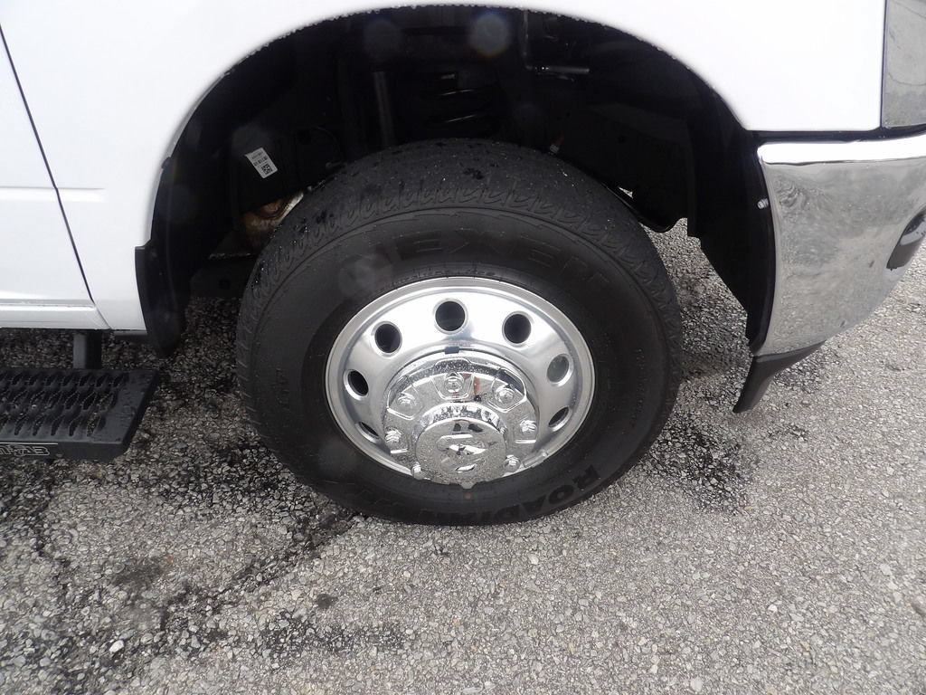 Used 2026 RAM 3500 Tradesman w/ Chrome Appearance Group AWD/4WD image 64