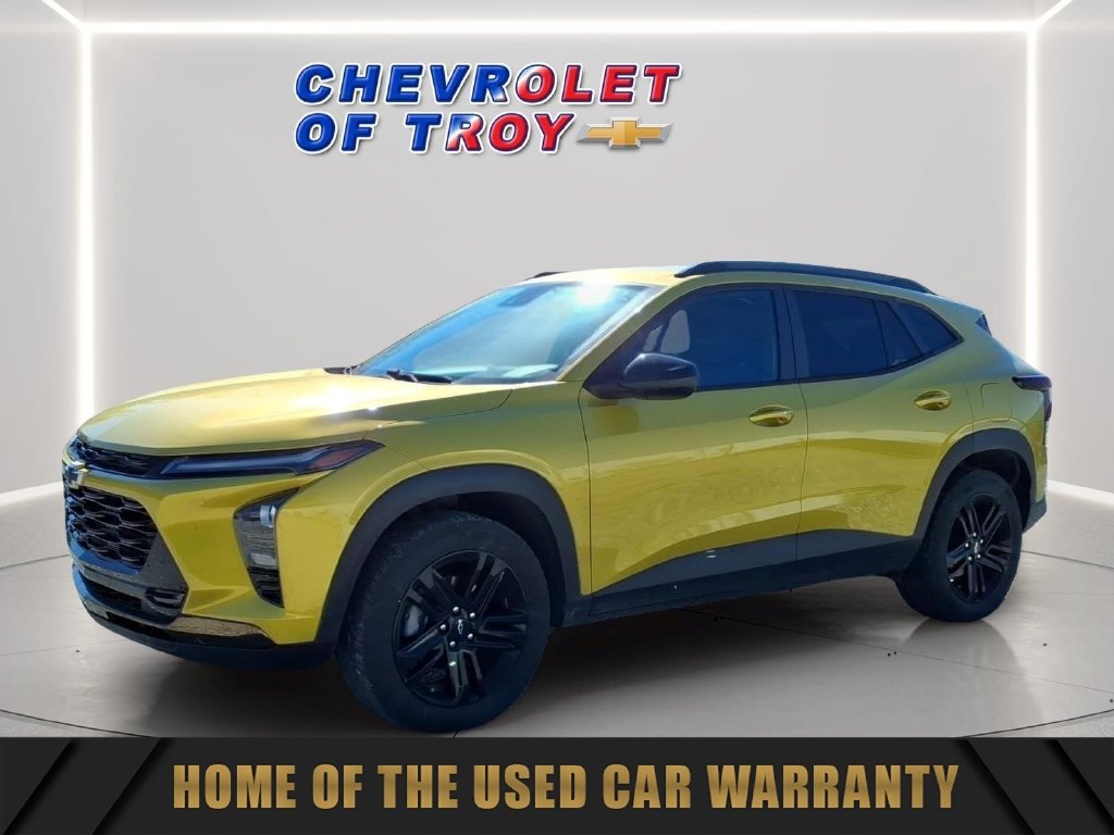 Used 2024 Chevrolet Trax ACTIV w/ Driver Confidence Package FWD image 4