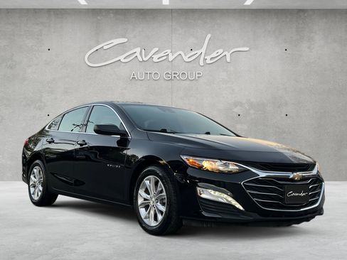 Used 2024 Chevrolet Malibu LT image 2