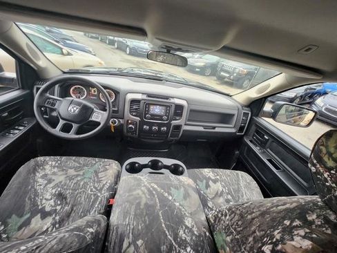 Used 2017 RAM 1500 Express image 17