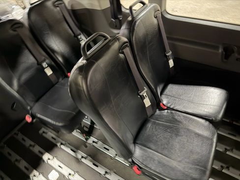 Used 2021 Ford Transit 350 XL image 52