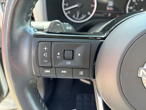 Used 2023 Nissan Rogue SV w/ SV Premium B Package FWD image 29