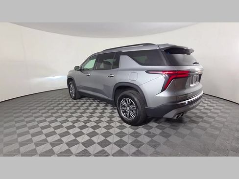 Used 2024 Chevrolet Traverse LT AWD/4WD image 42