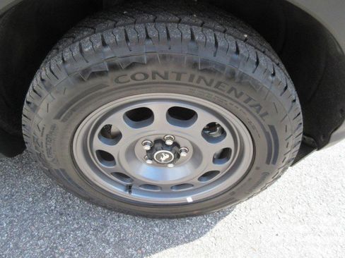 Used 2024 Ford Bronco Sport Big Bend w/ Convenience Package image 12