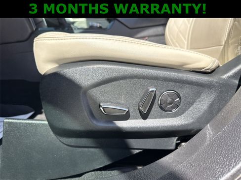 Used 2018 Ford Explorer Platinum image 13