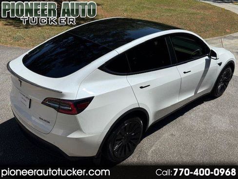 Used 2021 Tesla Model Y Long Range AWD/4WD image 1