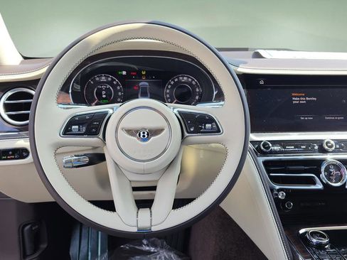 New 2026 Bentley Flying Spur Plug-In Hybrid image 23