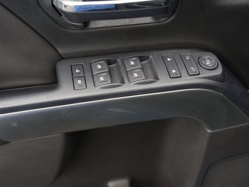 Used 2018 Chevrolet Silverado 1500 LT w/ All Star Edition AWD/4WD image 17